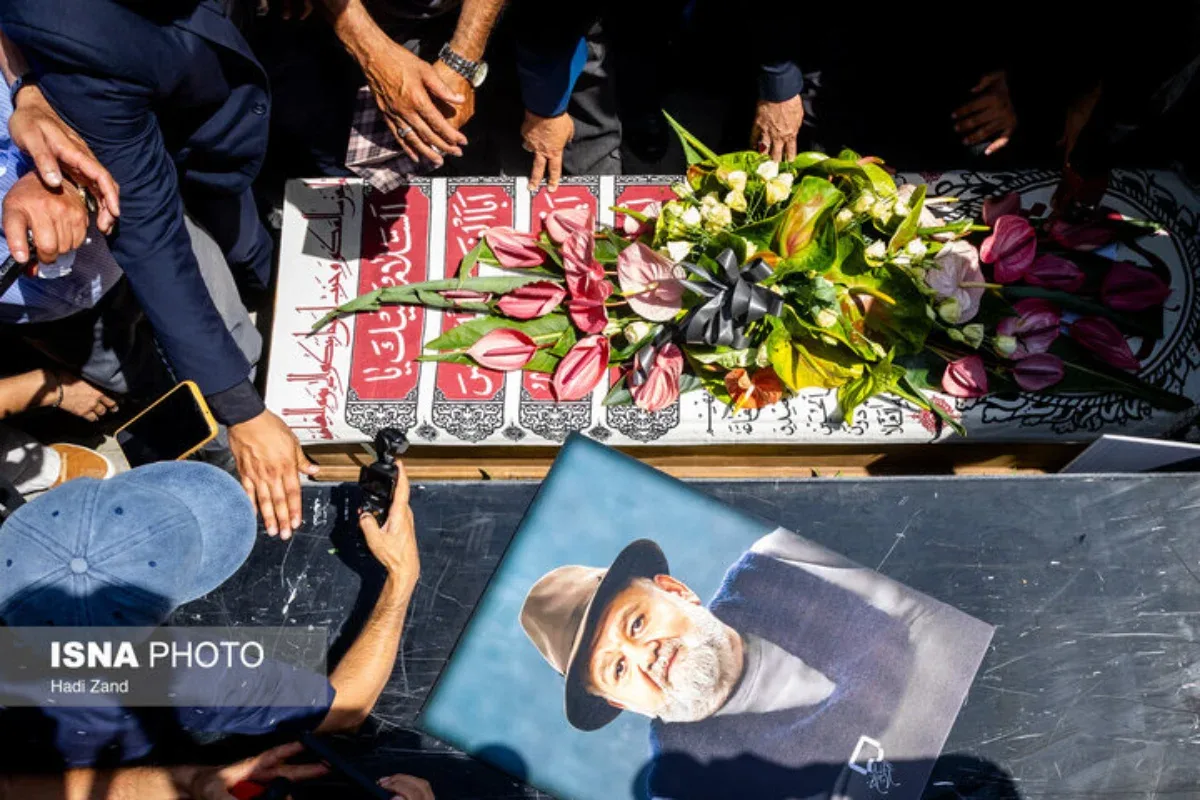 هنرمندان درگذشته سال ۱۴۰۵ — عبدی که در طول دوران کاری خود در بیش از ۱۰۰ اثر سینمایی و تلویزیونی و نمایشی بازی کرد، نقش‌های ماندگاری چون ناصرالدین شاه آکتور سینما، مادر، اجاره نشین‌ها،