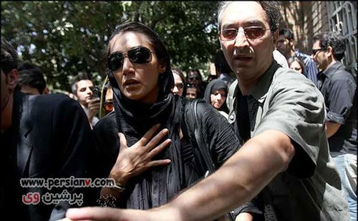 حضور هنرمندان در خاکسپاری هنرمندان حضور هنرمندان در خاکسپاری هنرمندان