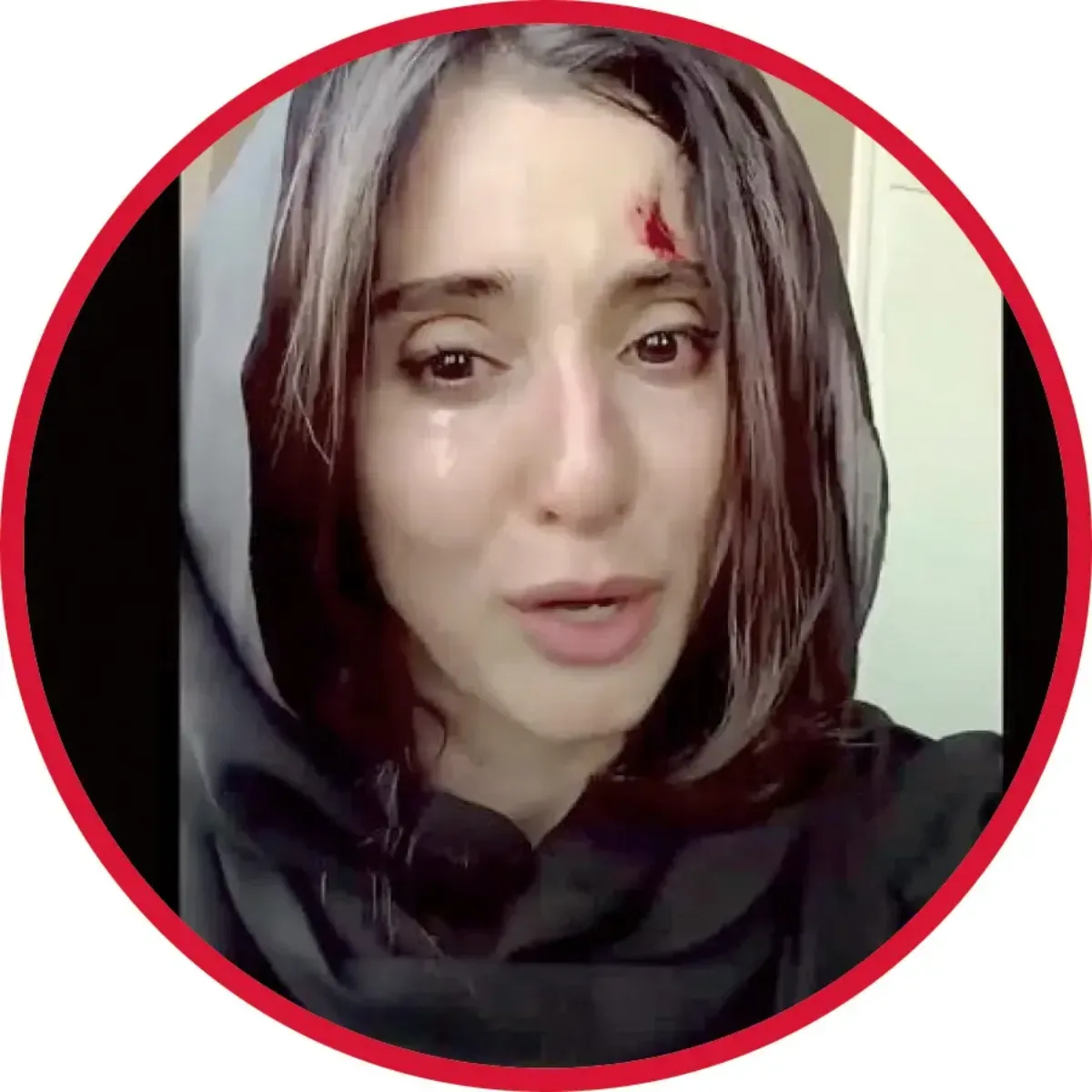 بیدار | حسین دوماری — اما سال ۱۴۰۲ تبلیغ عجیب و نگرانکننده دیگری هم داشت تا با ۳ تبلیغ عجیب، رکورددار این فهرست باشد. گروه تولید زخم کاری که فصل اول خوبی را پشت سر گذاشته بو بیدار | حسین دوماری — اما سال ۱۴۰۲ تبلیغ عجیب و نگرانکننده دیگری هم داشت تا با ۳ تبلیغ عجیب، رکورددار این فهرست باشد. گروه تولید زخم کاری که فصل اول خوبی را پشت سر گذاشته بو