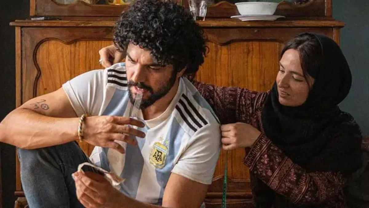 فیلم شادروان پوستر فیلم شادروان با بازی سینا مهراد