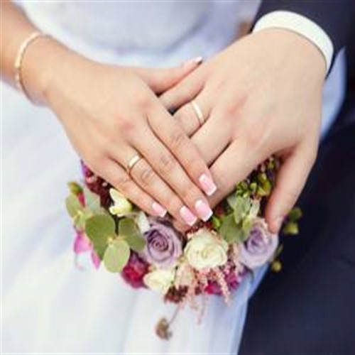 پیوند زناشویی دی با سایر ماه ها