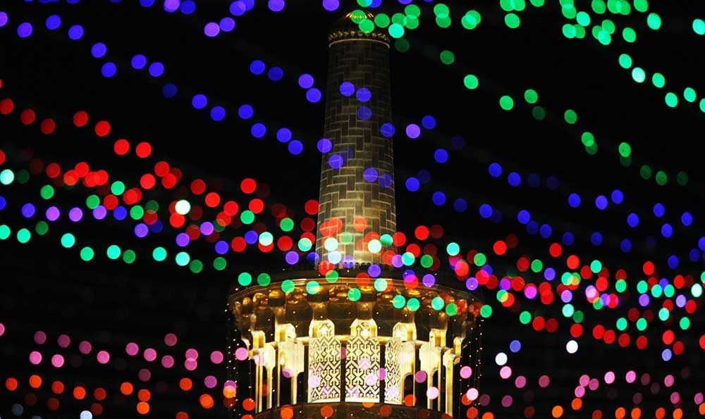 حرم امام رضا در شب مبعث حرم امام رضا در شب مبعث