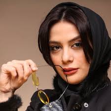 مارال فرجاد در کنار مادرش +عکس
