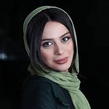 سفر مارال فرجاد خانم بازیگر به دوبی + عکس