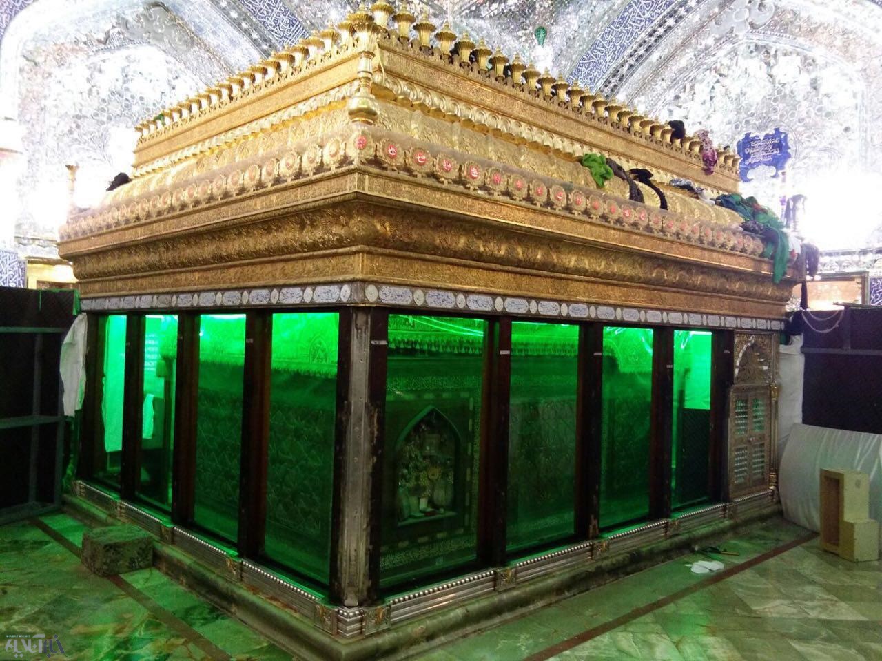 حرم امام علی در روز شهادشان