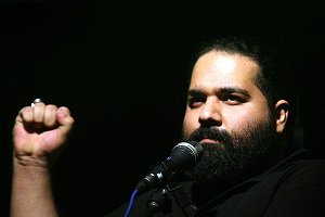 واکنش متفاوت رضا صادقی در مقابل توهین به حسن روحانی!