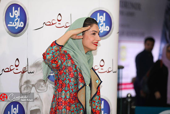 اکران خصوصی فیلم سینمایی ساعت پنج عصر با حضور پر تعداد هنرمندان اکران خصوصی فیلم سینمایی ساعت پنج عصر