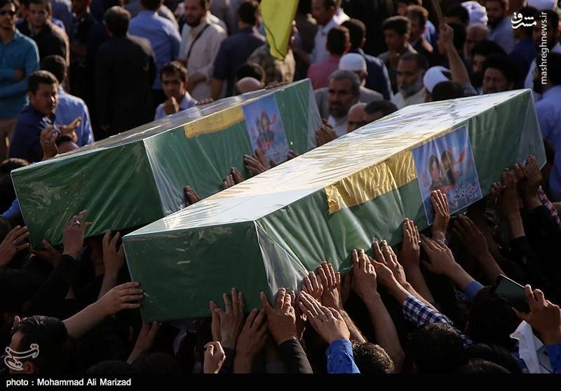تشییع پیکر شهدای مدافع حرم در قم تشییع پیکر شهدای مدافع حرم در قم