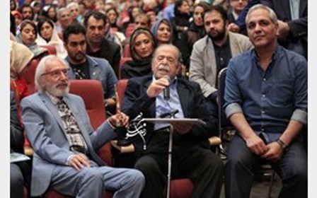 تقدیر از محمدعلی کشاورز در جشن حافظ + فیلم