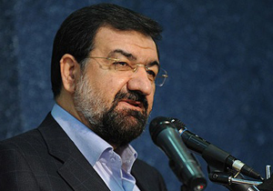 محسن رضایی :ضرورت پاسخ قاطع به تبلیغات آمریکا علیه صنایع موشکی ایران