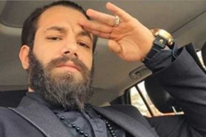 تتلو: اگر چادر سرت نمی کنی کنسرتم نیا!!