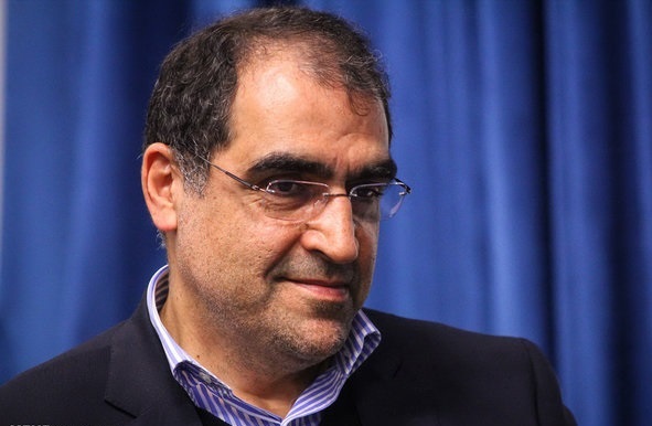 ۱۰ درصد از فارغ التحصیلان در دانشگاههای محل تحصیل به کار گرفته میشوند!