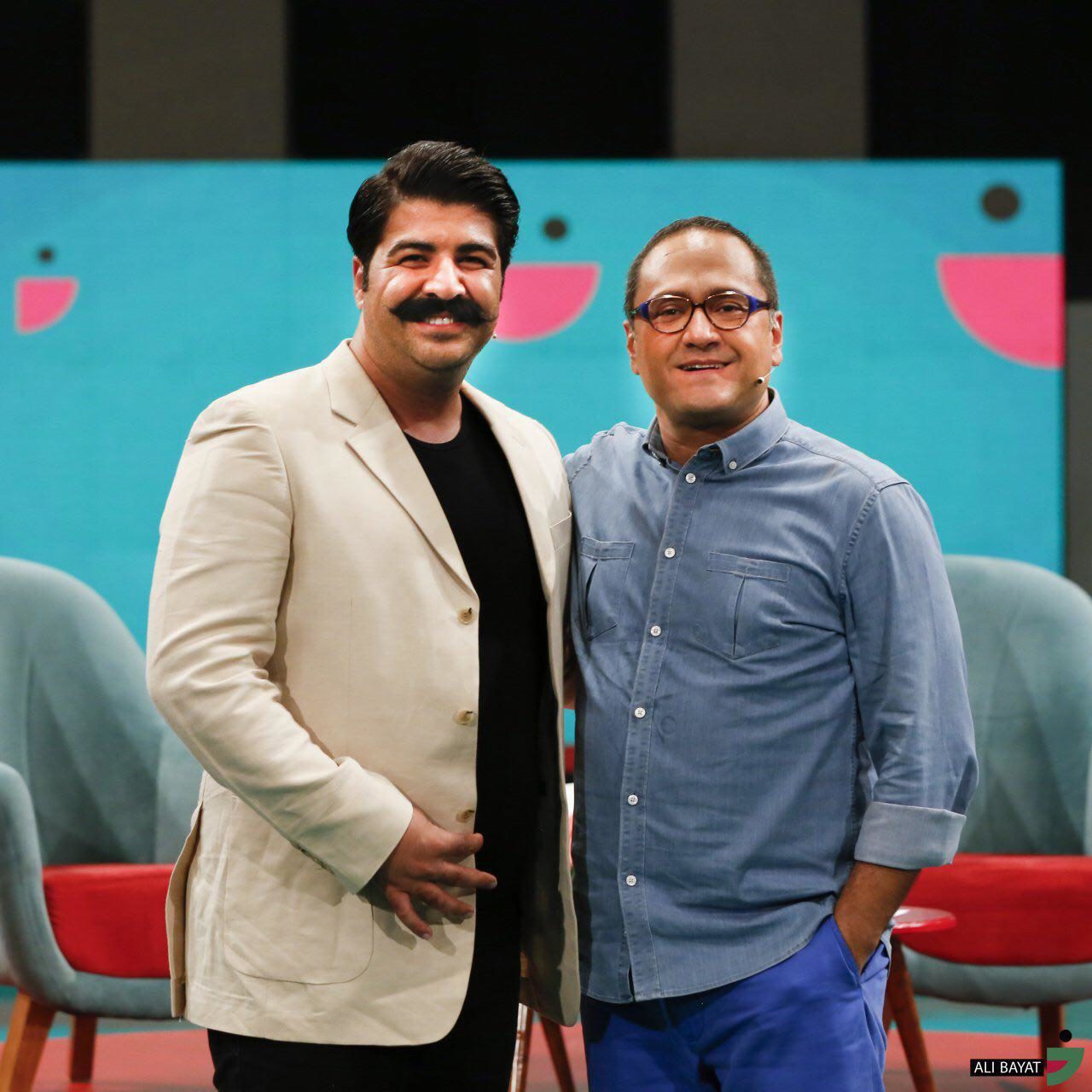 میزبانی رامبد جوان از خواننده پاپ در خندوانه بهنام بانی مهمان برنامه خندوانه