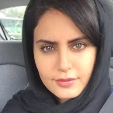خوشگذرانی الناز شاکردوست وسط اقیانوس !!