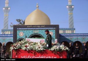 اقامه نماز بر پیکر شهید محسن حججی