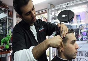 قتل آرایشگر 24 ساله به دست مشتری ناراضی!!