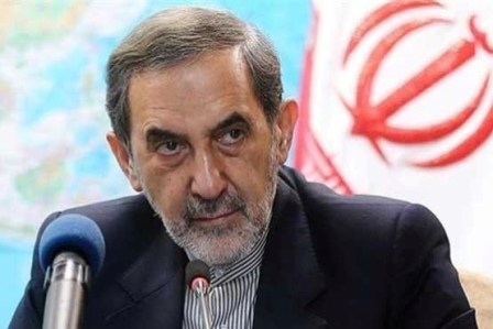 هشدار جدی ولایتی به مکرون رئیس جمهور فرانسه