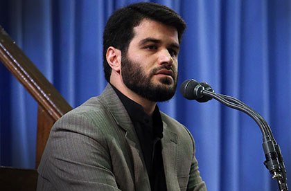 میثم مطیعی و  مهدی رسولی در مناطق زلزله زده غرب کشور