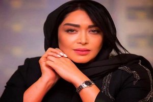 سارا منجزی در کنار پدر و برادرش علی منجزی!