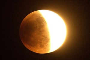 جزئیات ماه‌ گرفتگی ۱۱ بهمن