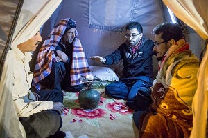 چادر زلزله زدگان سرپل ذهاب دچار حریق شد!