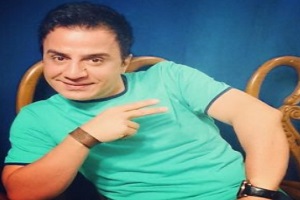 عکس یادگاری عموپورنگ با دختران هندی!