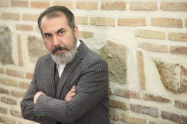 سیامک انصاری در سریال گلشیفته