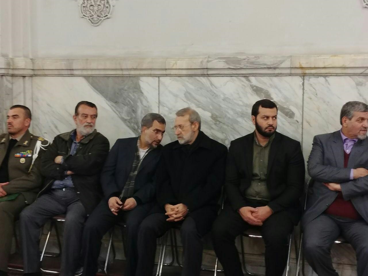 لاریجانی در مراسم شهدای حادثه پاسداران لاریجانی در مراسم شهدای پاسداران