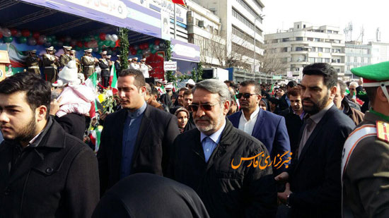 وزیر رفاه و کشور در راهپیمایی