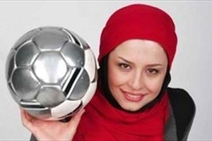 کل کل مهراوه شریفی نیا با استقلالیها پیس از دربی