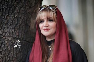 سلفی «الهام پاوه نژاد» در روزهای آخر سریال «هیأت مدیره» شبکه پنج