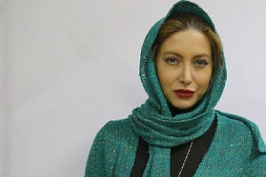 تبلیغ فریبا نادری بازیگر 33 ساله برای خانم دکتر پوستش