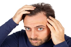 نکاتی درباره ریزش مو و تاثیر منفی استفاده از برخی شامپوها