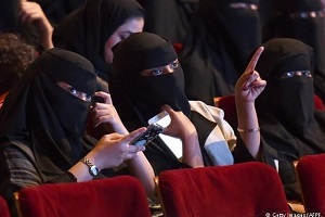 تصاویری از بازگشایی سینما در عربستان، پس از ۳۵ سال!