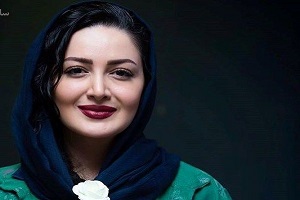 تصویری از شیلا خداداد به همراه همسرش در نمایشگاه کتاب