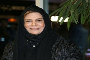 افطاری لاکچری گوهر خیراندیش به همراه فرزندانش