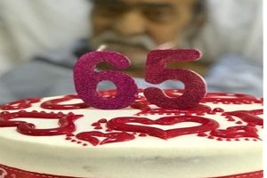جشن تولد 65 سالگی ضیاء الدین دری در آی‌سی‌یو بیمارستان!!