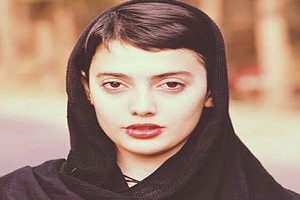 خنجر مائده هژبری دختر رقاصه ۱۷ ساله , بر پشت حامیانش!!
