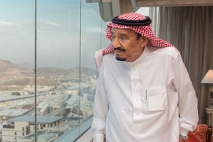 وقتی ملک سلمان پادشاه عربستان به منا رفت!