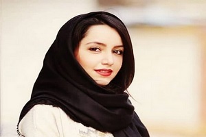 واکنش نازنین بیاتی به انتقادات از اظهارنظرش درباره مراسم محرم!