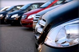 کاهش قیمت‌ها در بازار خودرو با سقوط دلار | پراید چند؟