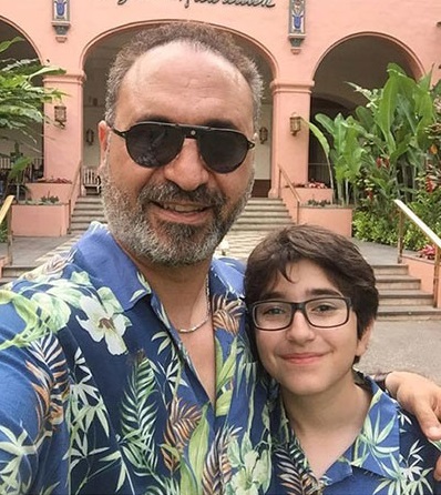 حمید فرخ نژاد و پسرش