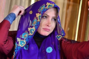 تشکر فریبا نادری از دکتر پوستش بخاطر گران نکردن قیمت ها!