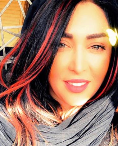 اكستنشن مو برای سارا منجزی سارا منجزی بازیگر