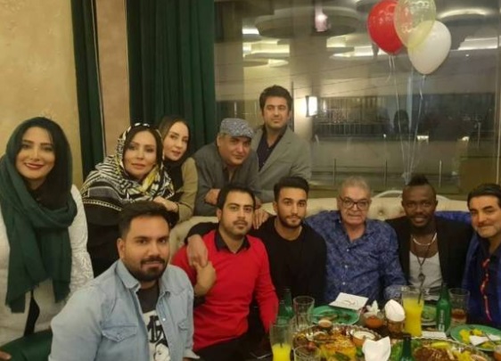 تصاویری از دورهمی بازیگران و فوتبالیست ها در جشن تولد ابراهیم کوخایی!