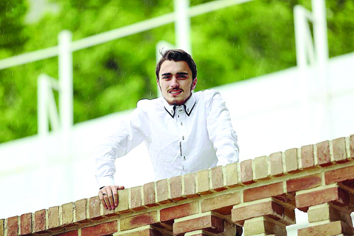 جنجال جدید سید احمد خمینی و همسرش فاطمه دانش پژوه!