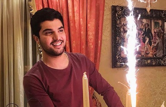 سینا مهراد (سینا سهیلی) بازیگر فیلم پدرش شد!