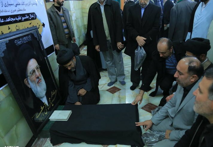 تصاویری از مراسم چهلم آیت الله هاشمی شاهرودی با حضور چهره ها