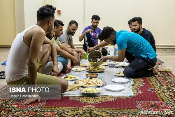 روزه داری به سبک دانشجویان دانشگاه فردوسی مشهد! + تصاویر