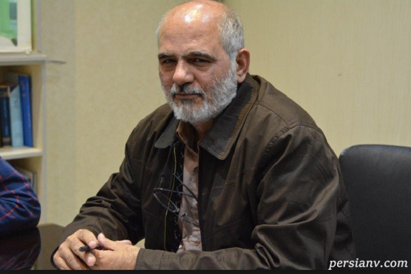 حسین الله کرم سردار سپاه موتورسوار که خانه‌اش کنار قبرستان است!!